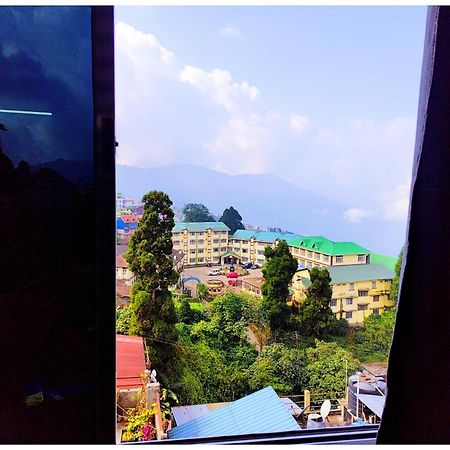 Hotel Premium Pitstop Near Railway Station Best Hotel In Darjeeling Darjeeling  Buitenkant foto