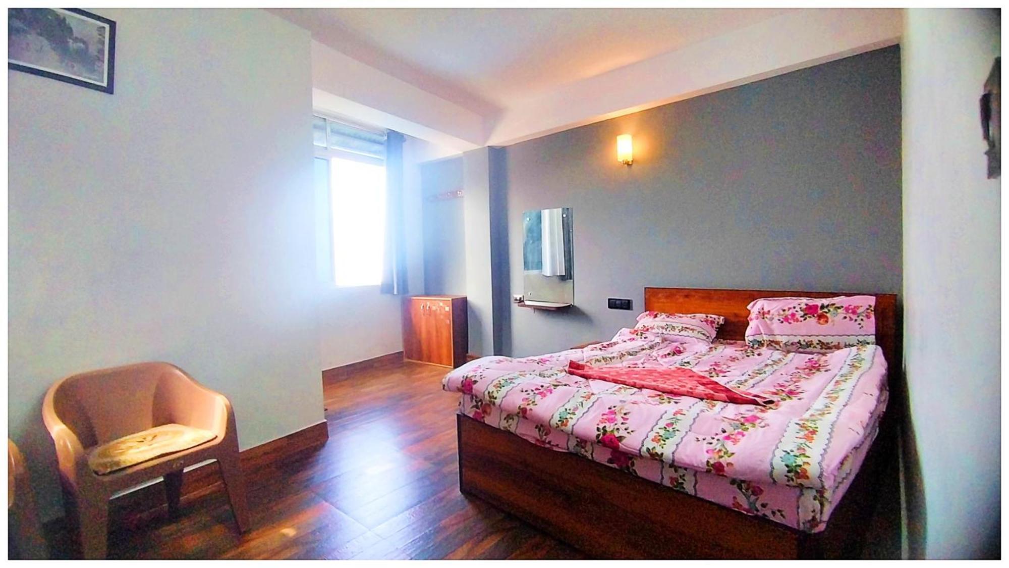 Hotel Premium Pitstop Near Railway Station Best Hotel In Darjeeling Darjeeling  Buitenkant foto